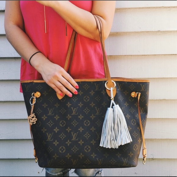 Gold & Silver Tassel Keychains. - Picture 3 of 3